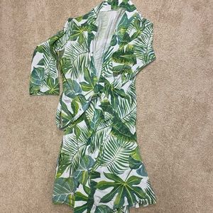 Posh Peanut Tropical Leaves Robe